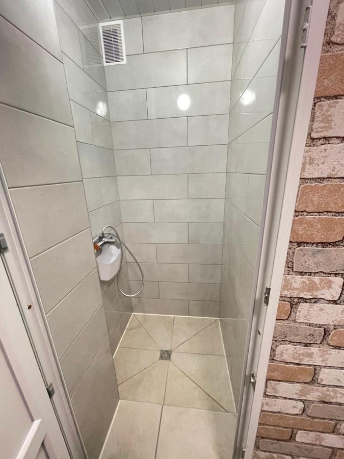 Апартаменты Проспект Победы 101 Chernihiv Ngoại thất bức ảnh
